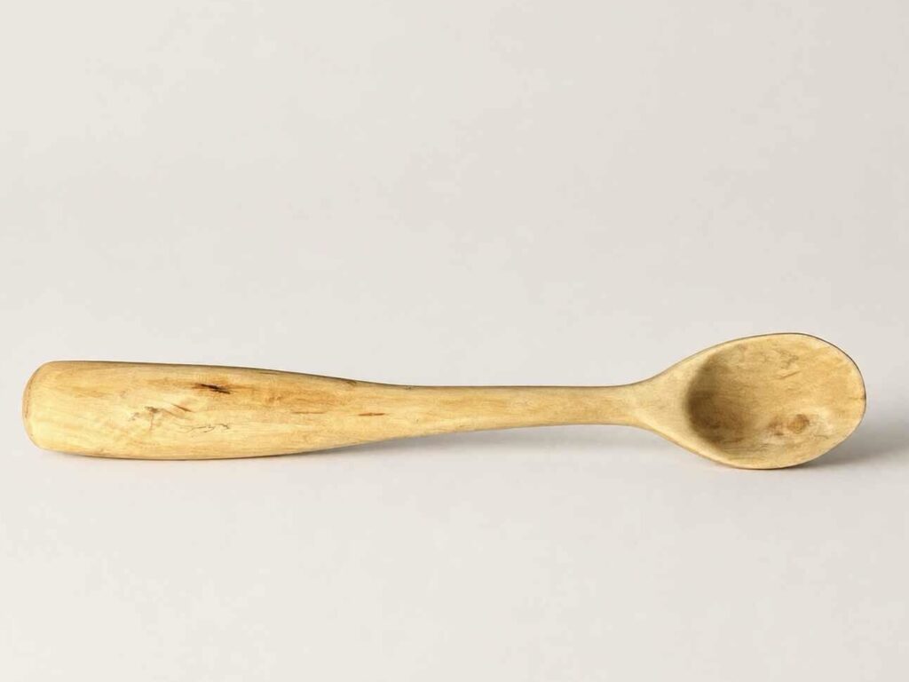 Hand carved Olive wood spoon 13.5cm