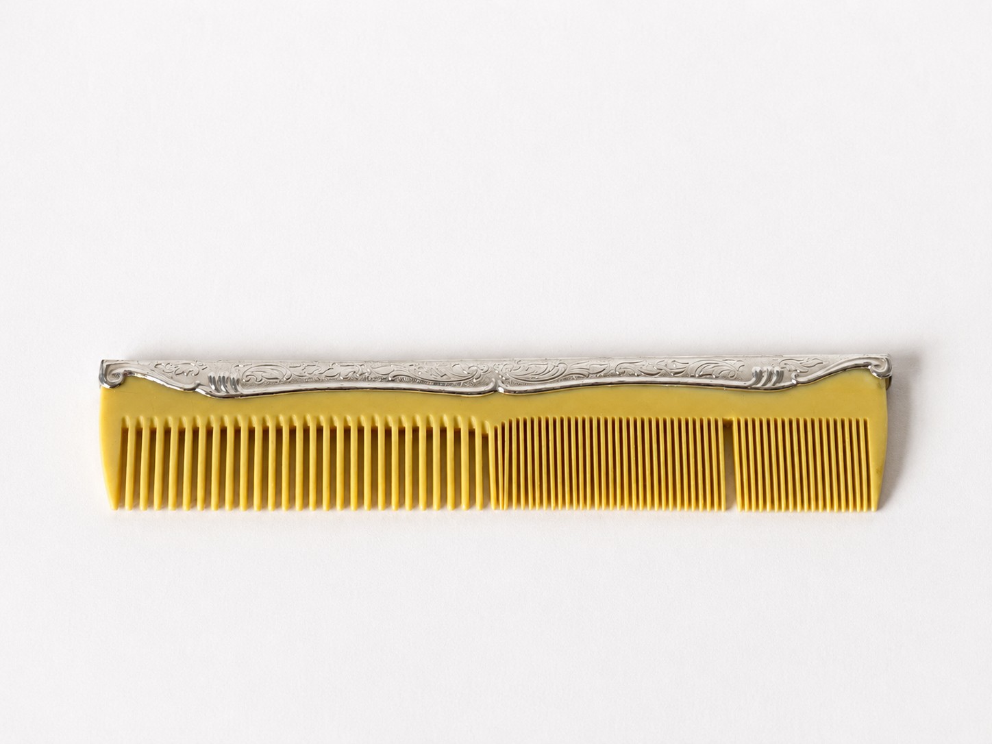 Vintage Silver Plated Mirror, Brush and Comb set with original Coffret. - Image 22
