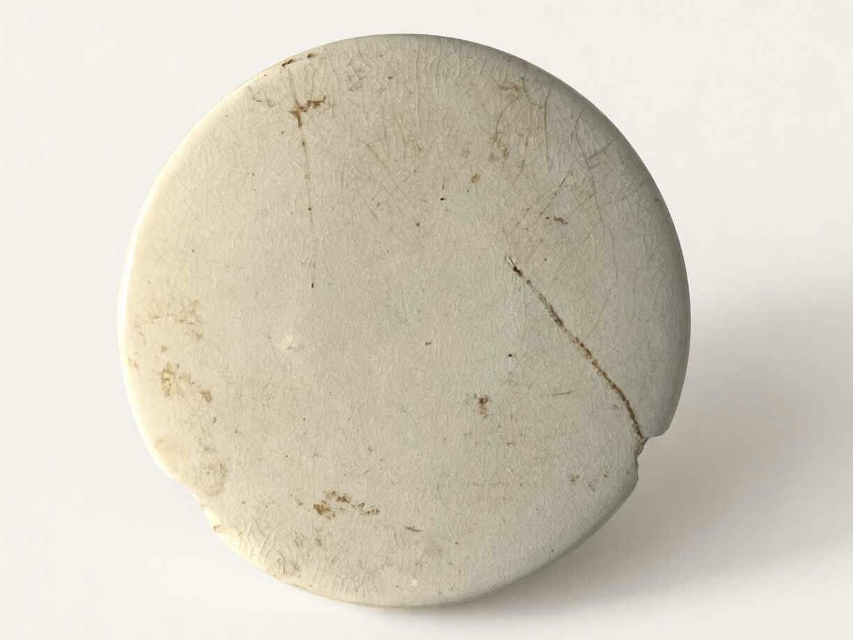 Antique White Ceramic Cold Cold Cream Lid