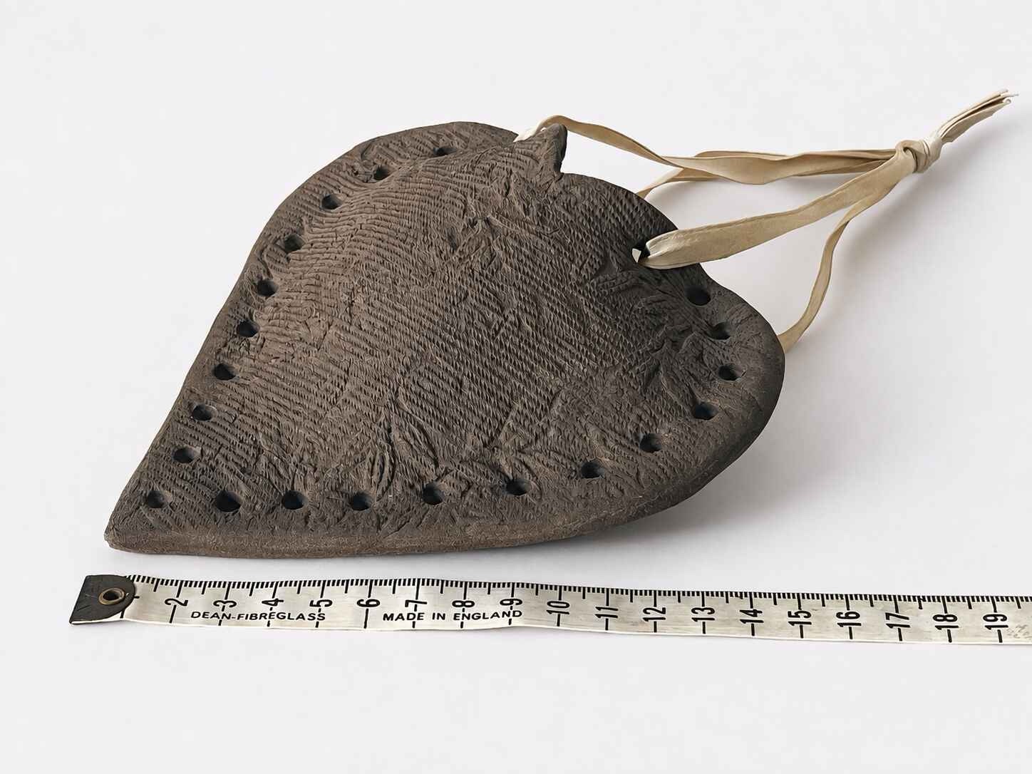Hanging Pottery Heart - Image 8
