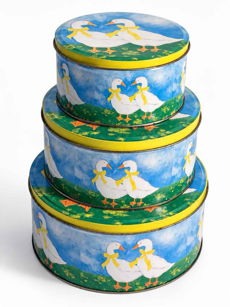 Two Ducks set of three Nesting tins