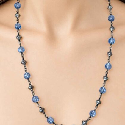 Lindsay Blue and silvery biconal beaded Link necklace